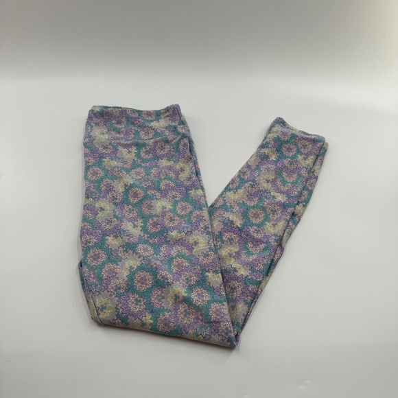 LuLaRoe Pants - LuLaRoe Tall & Curvy Leggings – Buttery Soft Stretchy Print Leggings